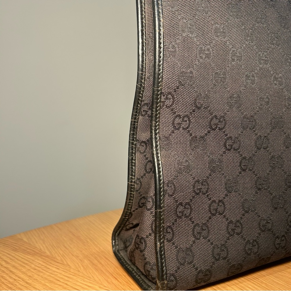 Gucci GG Canvas Jackie Shoulder Bag - Picture 11 of 16